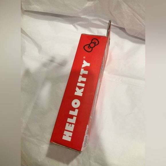 Hello Kitty‎ pink heart pattern portable bluetooth speaker brand new - Picture 4 of 5